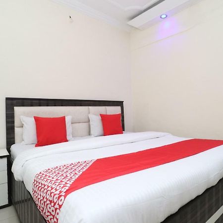 Oyo 37721 Hotel Kings Pathānkot Exteriér fotografie