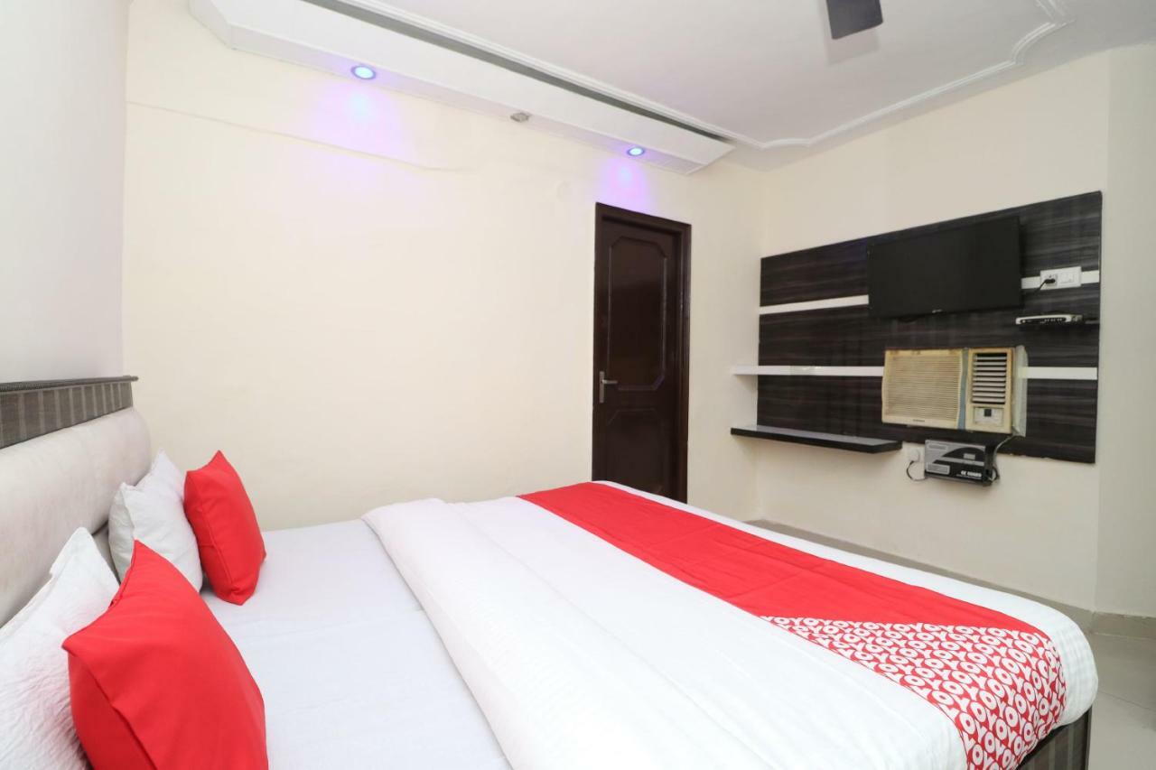 Oyo 37721 Hotel Kings Pathānkot Exteriér fotografie