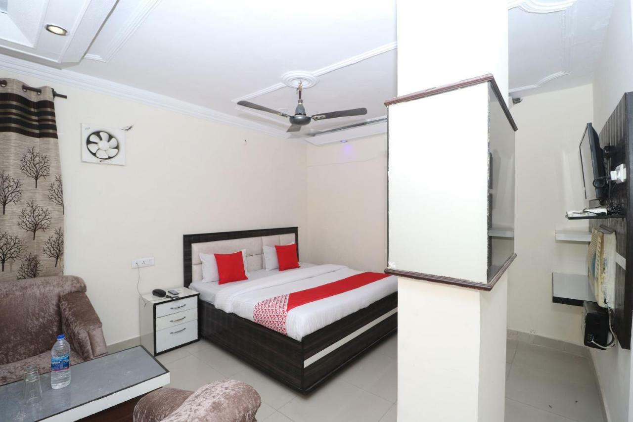 Oyo 37721 Hotel Kings Pathānkot Exteriér fotografie